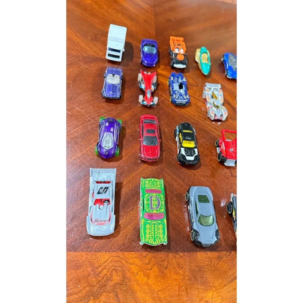 lot of 41 mixed hot wheels and other brand‎ play toy cars